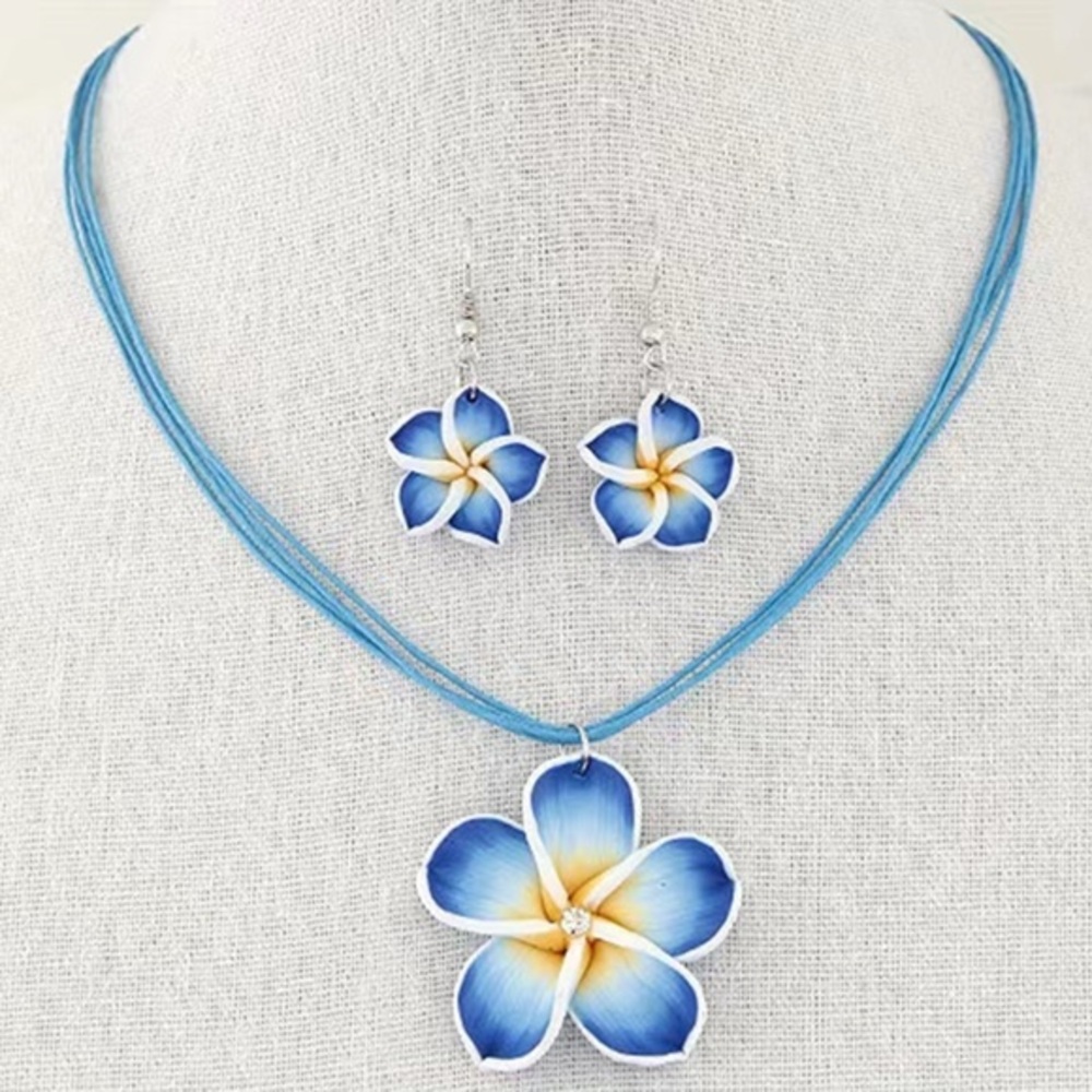 New! Beautiful Blue Zircon Pendant Flower Necklace Matching Drop Earrings